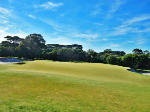 Royal Melbourne (Composite) 7th Green